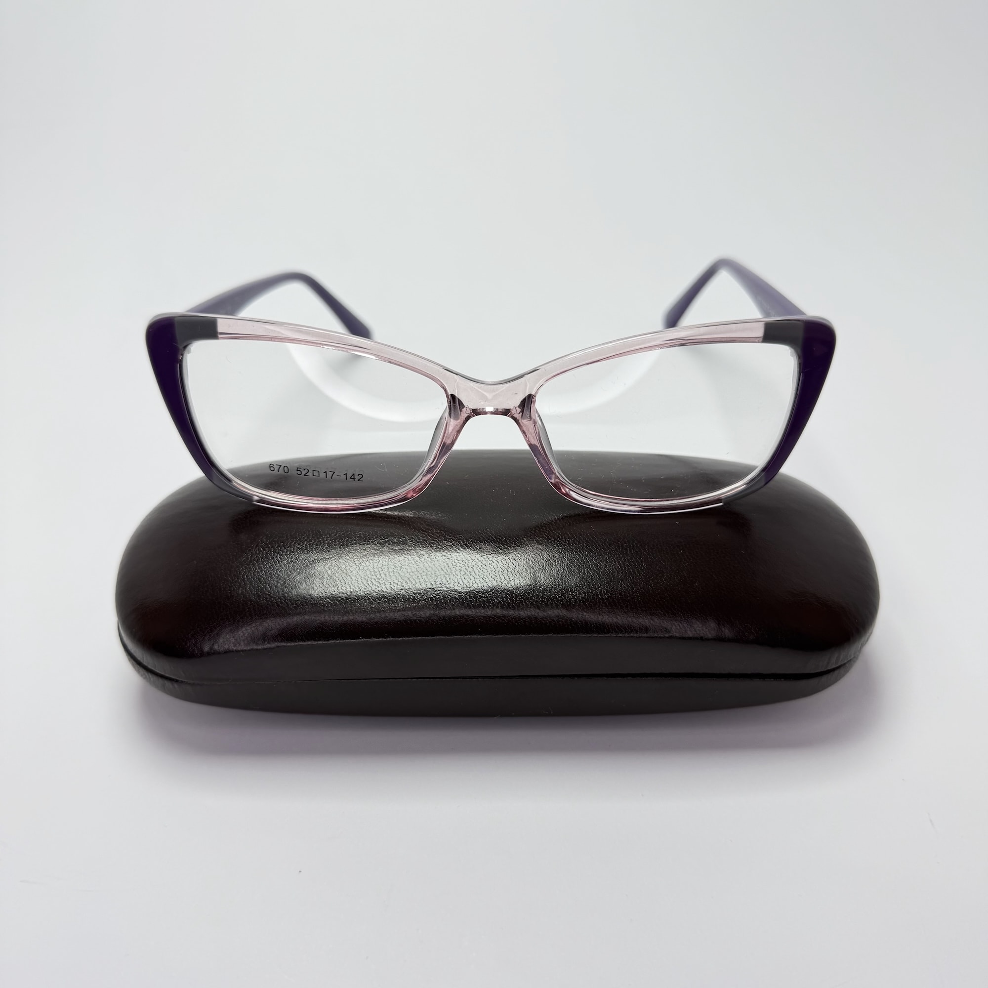 Charm 670 - Optika Lumera