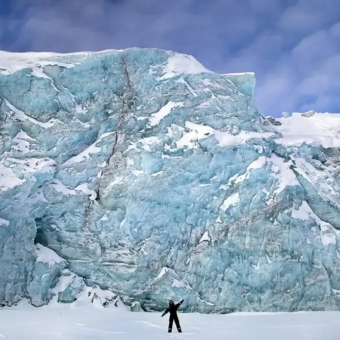 LoopFilm’s equipment and crew in action, capturing breathtaking footage of Norway’s glaciers