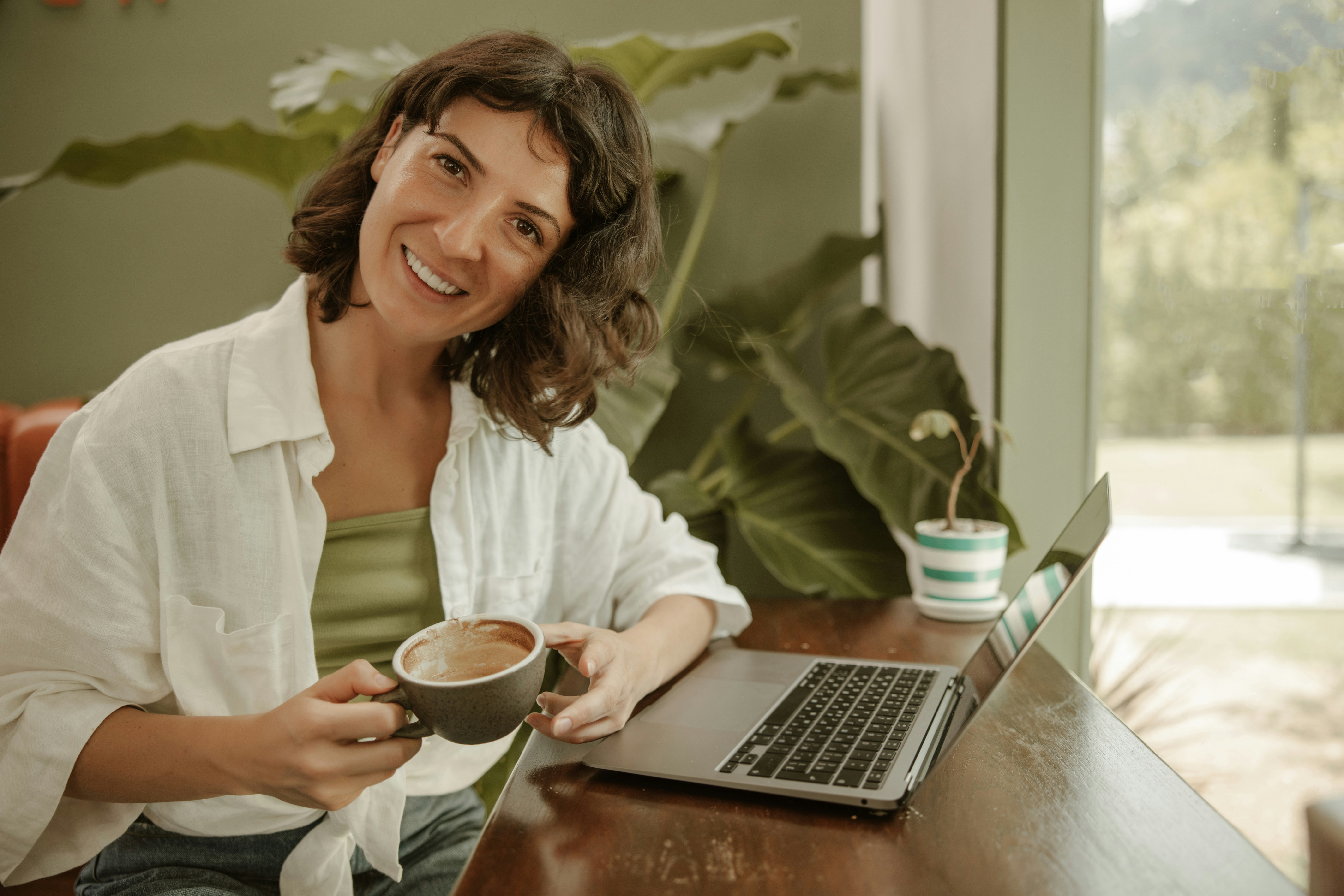 home business ideas for women, entrepreneur ideas for women, business ideas for women at home, business ideas for moms
