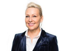 Caroline Koch Portrait