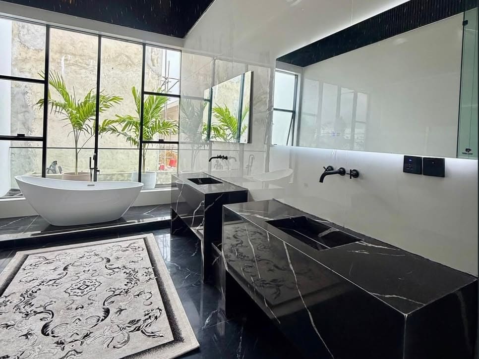 Contemporary 5-Bedroom Fully Detached Home for Sale in Osapa, Lekki — PHOTO-2026-09-27-19-28-45.jpg