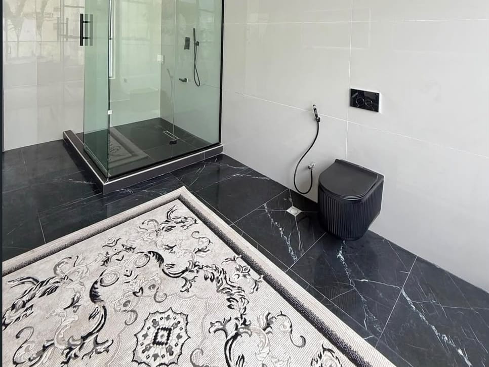 Contemporary 5-Bedroom Fully Detached Home for Sale in Osapa, Lekki — PHOTO-2026-09-27-19-28-52.jpg