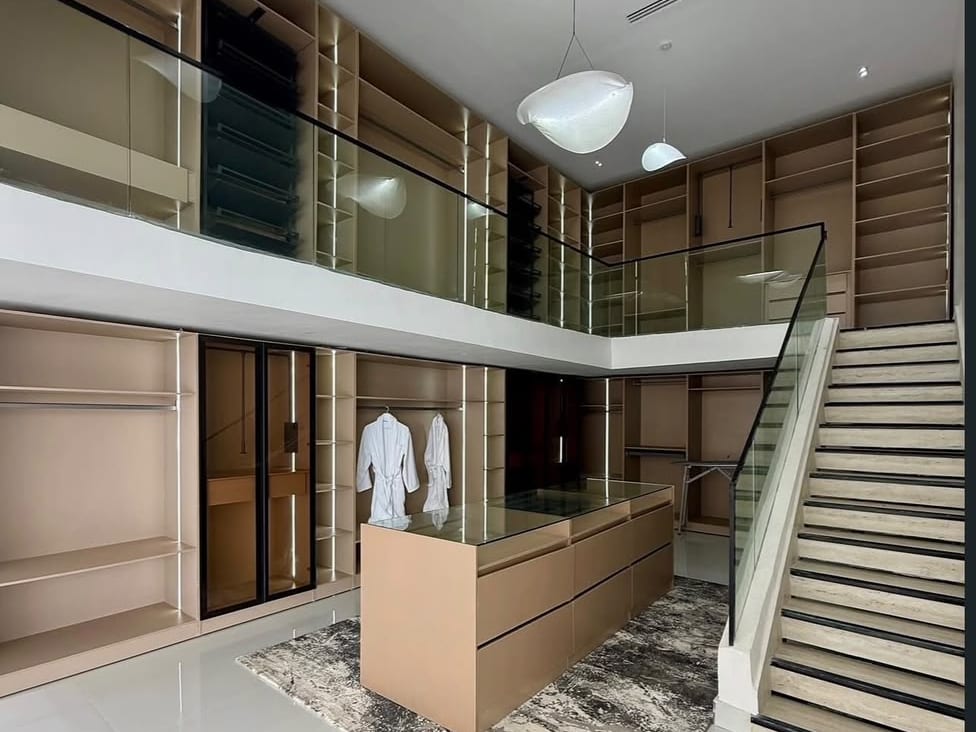 Contemporary 5-Bedroom Fully Detached Home for Sale in Osapa, Lekki — PHOTO-2026-09-27-19-28-46.jpg