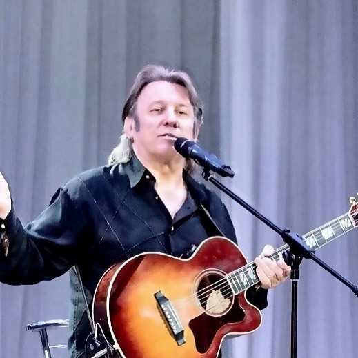 Юрий Лоза дал ответ учёным, которые назвали его «идиотом»