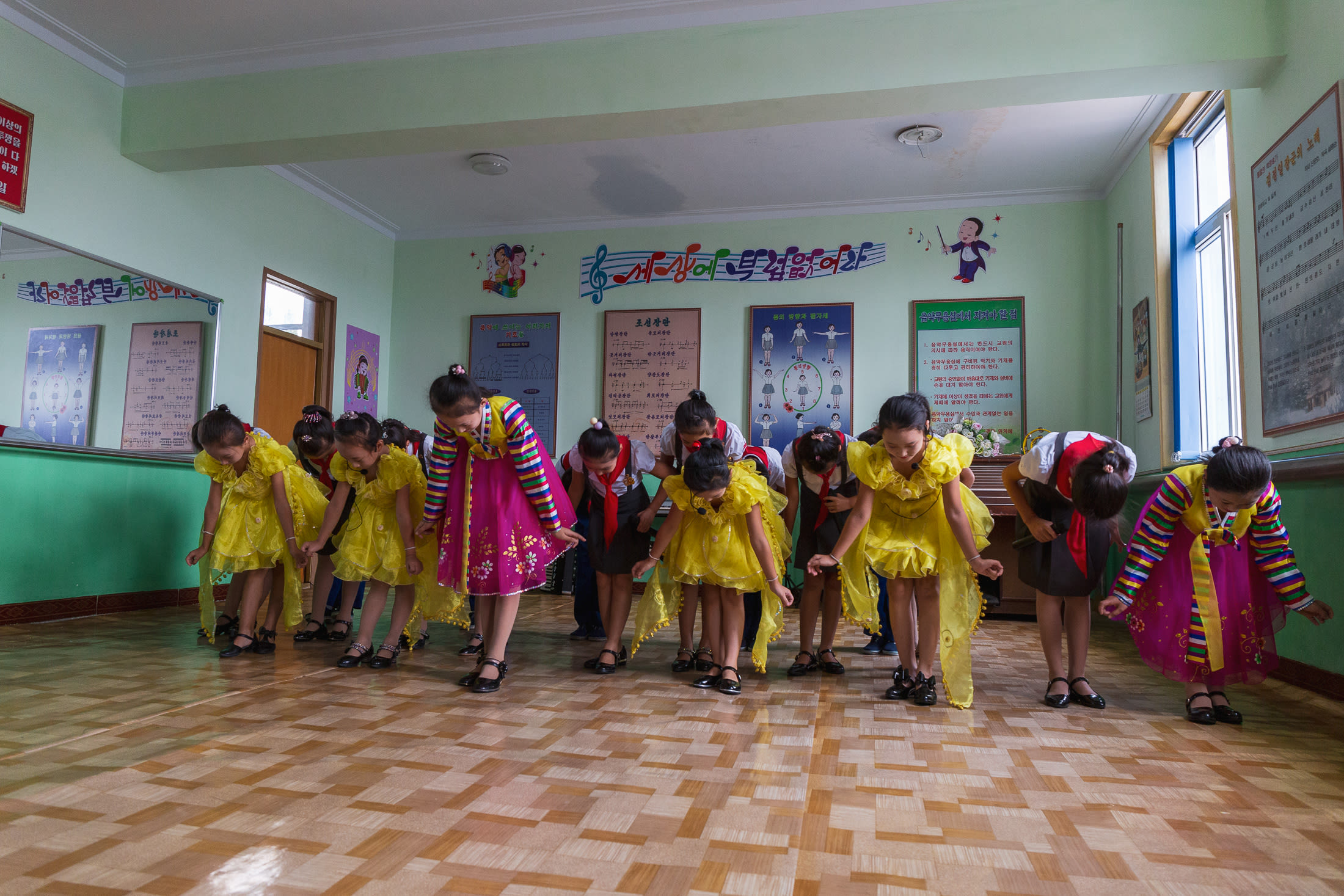 DPRK 114