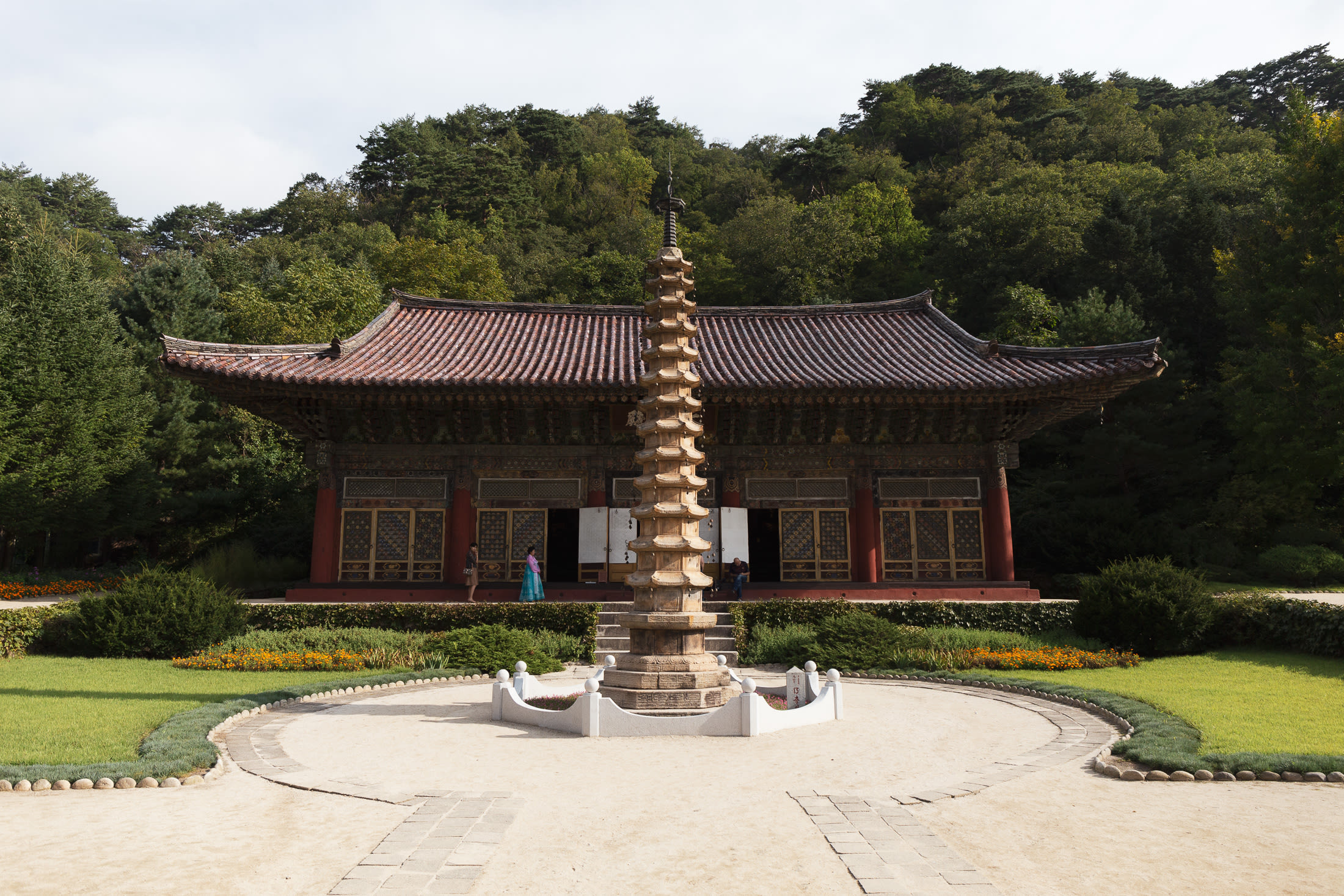 DPRK 129