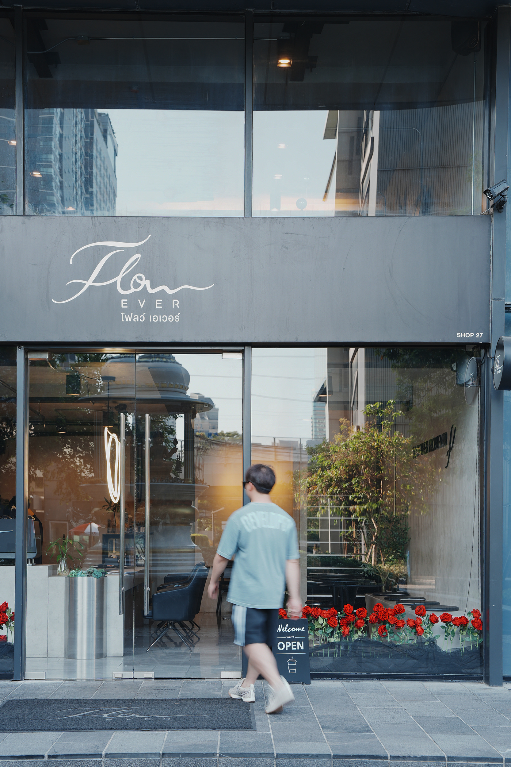 FlowEver Cafe & Wine