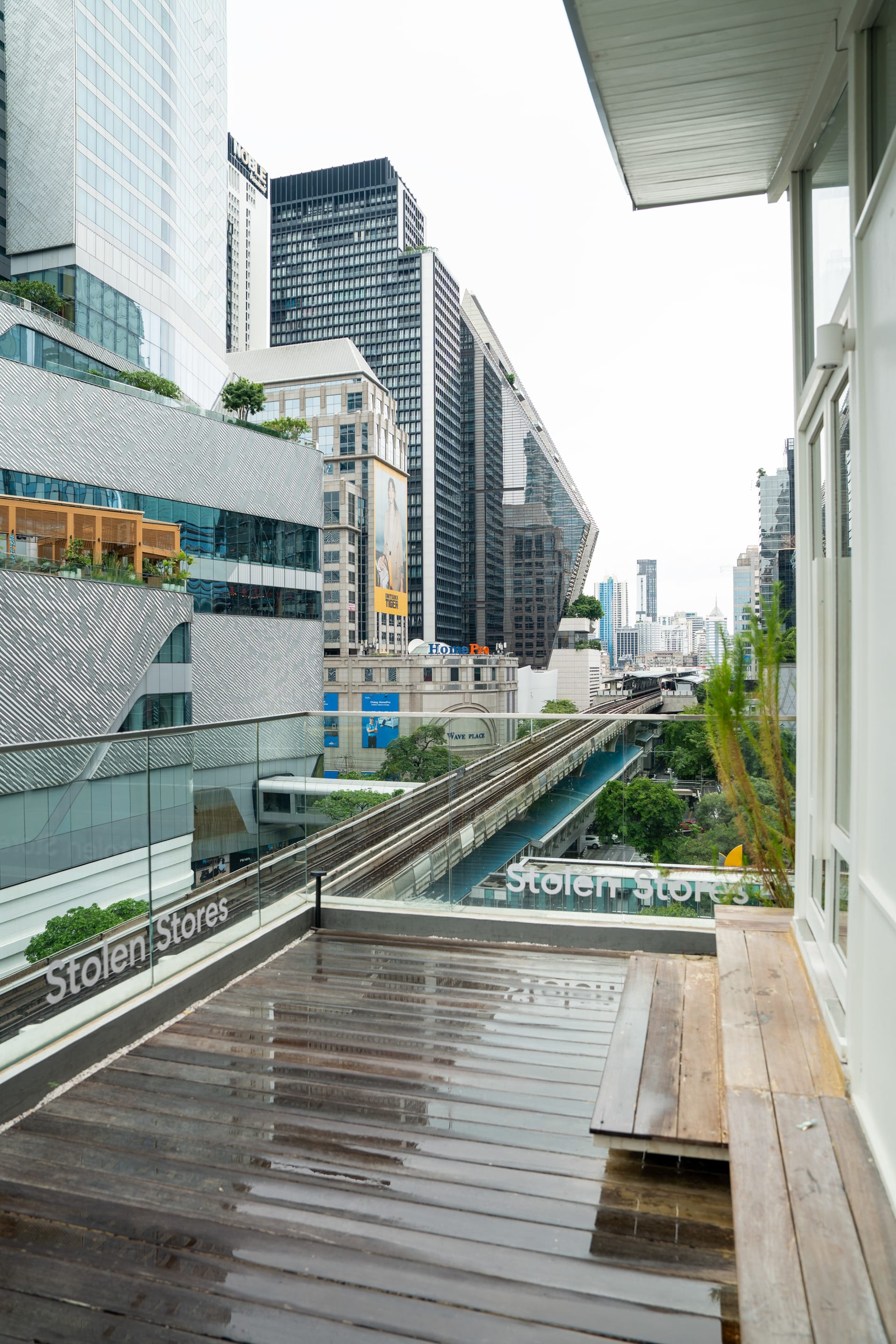 Stolen Sala Cafe and Restaurant — รูปที่ 3