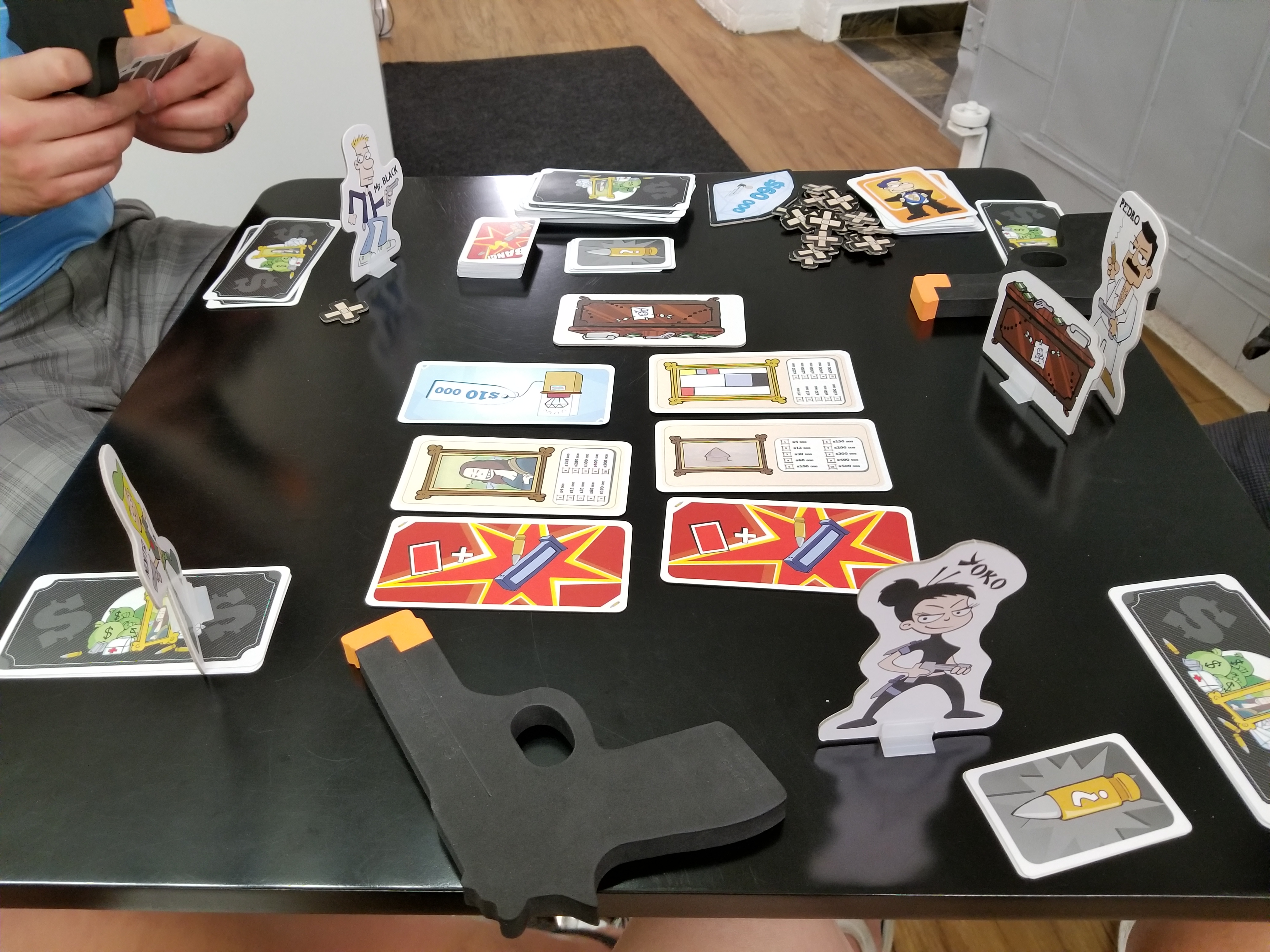 Cash 'n Guns card types The different loot and card types in Cash 'n Guns