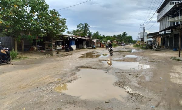 Aceh Timur Bereh, Musim Hujan Kondisi Jalan di Gampong Beusa Bak Kubangan