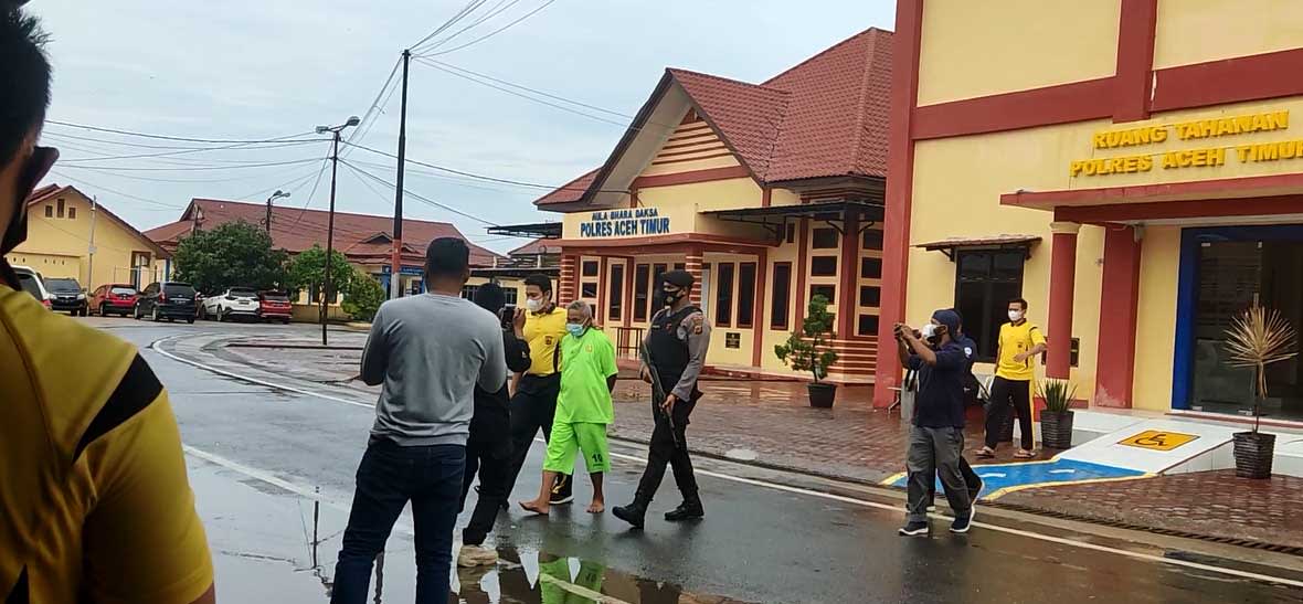 Gara-Gara HP, Suami Tega Bunuh Istri