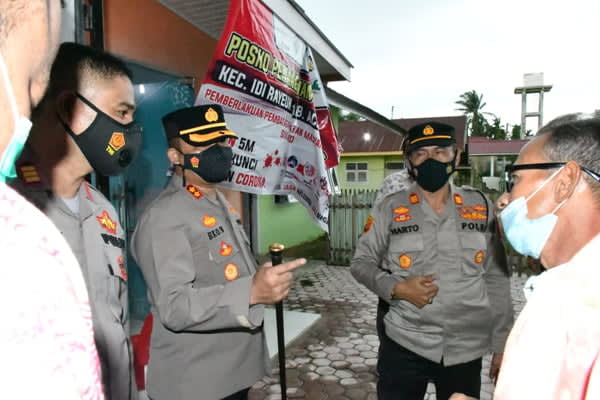 Kapolres Aceh Timur Pantau Vaksin Masal Lansia