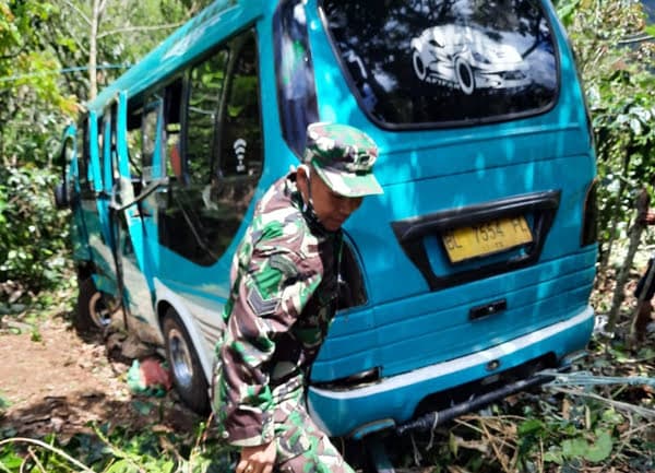 Mini Bus Masuk Jurang di Pantan Terong, Dua Orang Meninggal Dunia