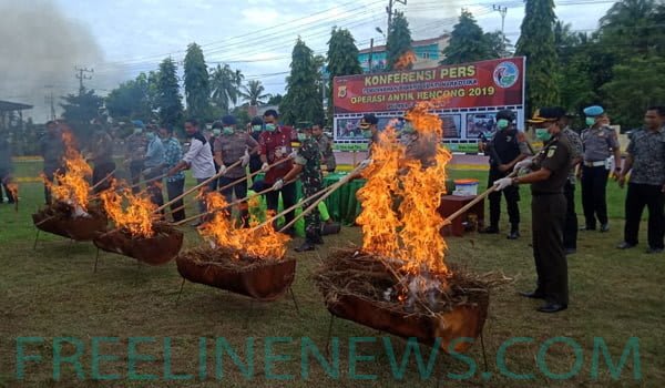 Polres Aceh Timur Musnahkan 6,5 KG Sabu, 400 Kg Ganja