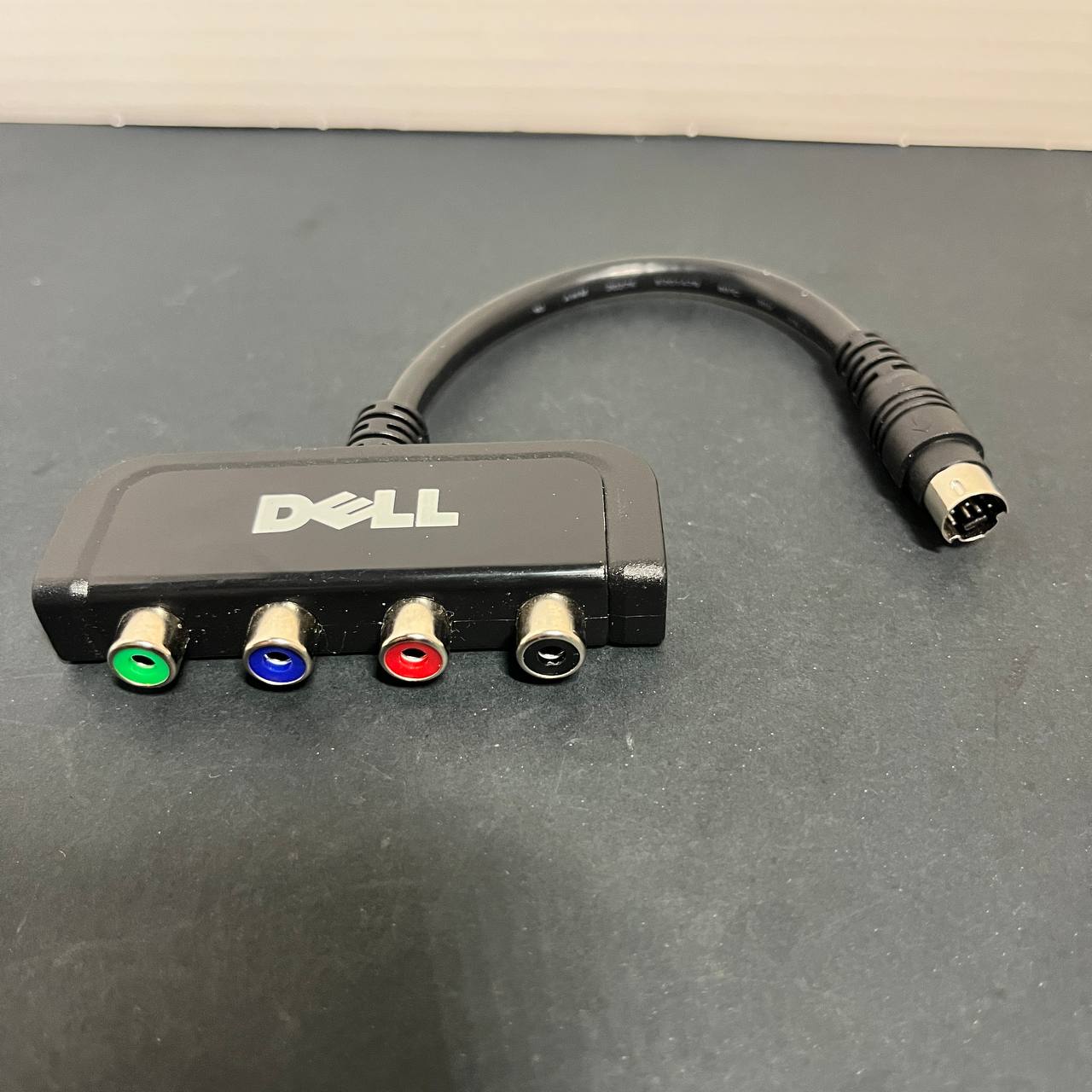 Adaptador Dell S-Video a Video Componente (RCA) 7 Pines