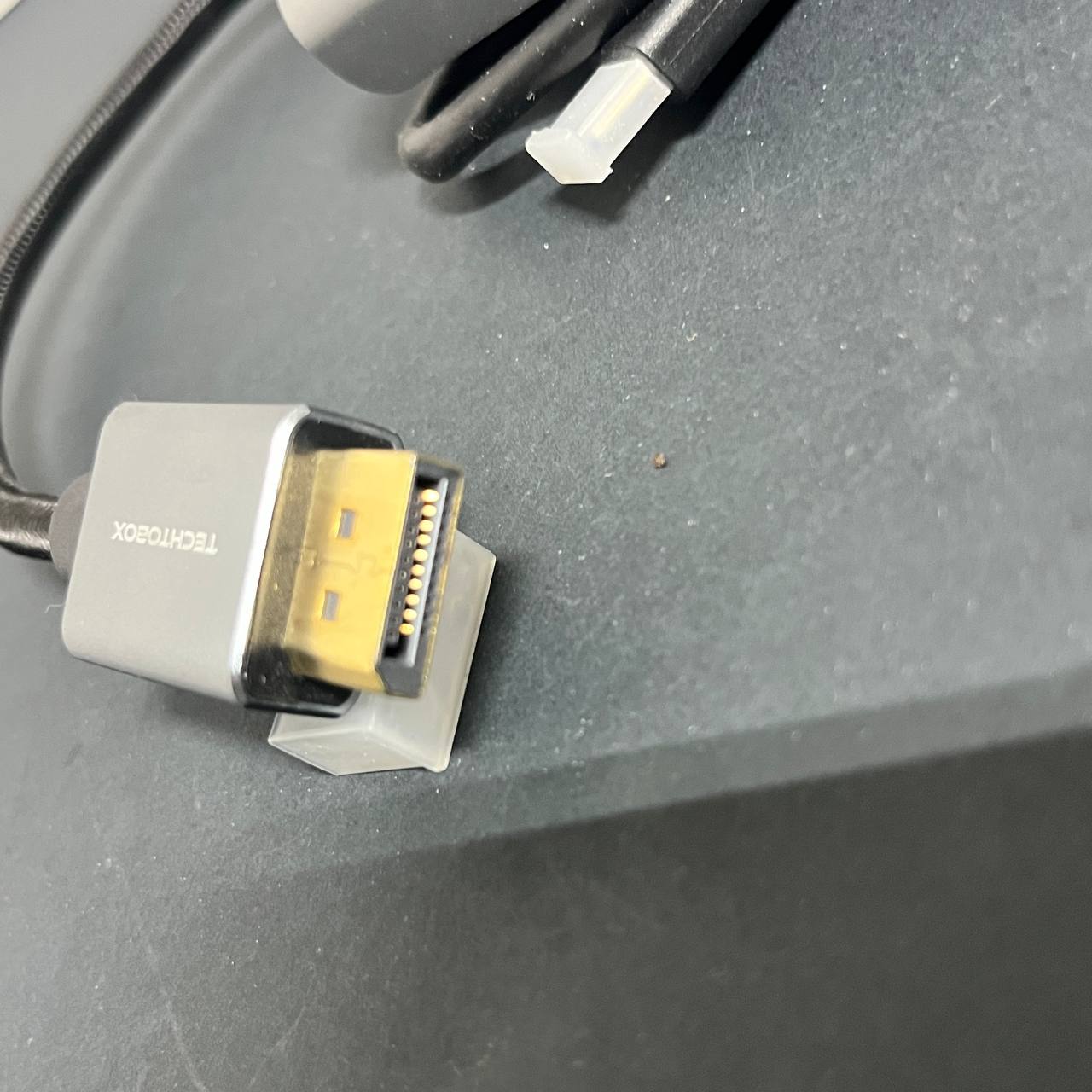 Adaptador Splitter 4K PRO DisplayPort a Dual Monitor (DP + HDMI) | Divisor de Pantalla TECHTOBOX