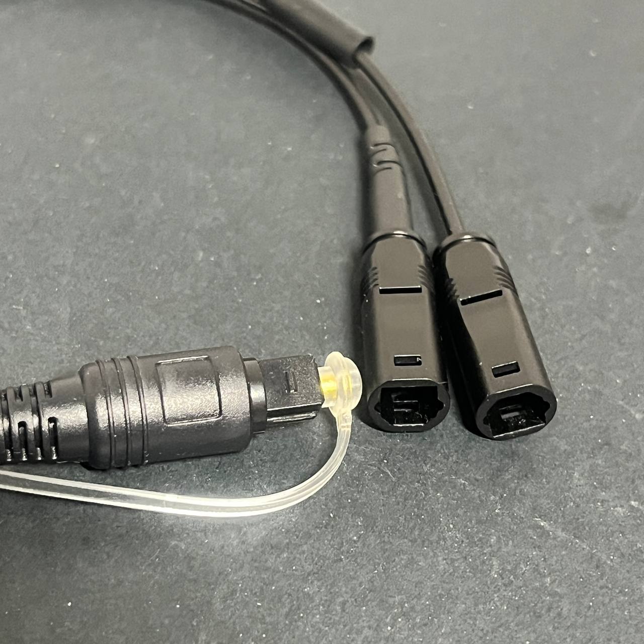 Cable Divisor Splitter Audio Óptico Toslink (1 Macho a 2 Hembras) - Alta Fidelidad