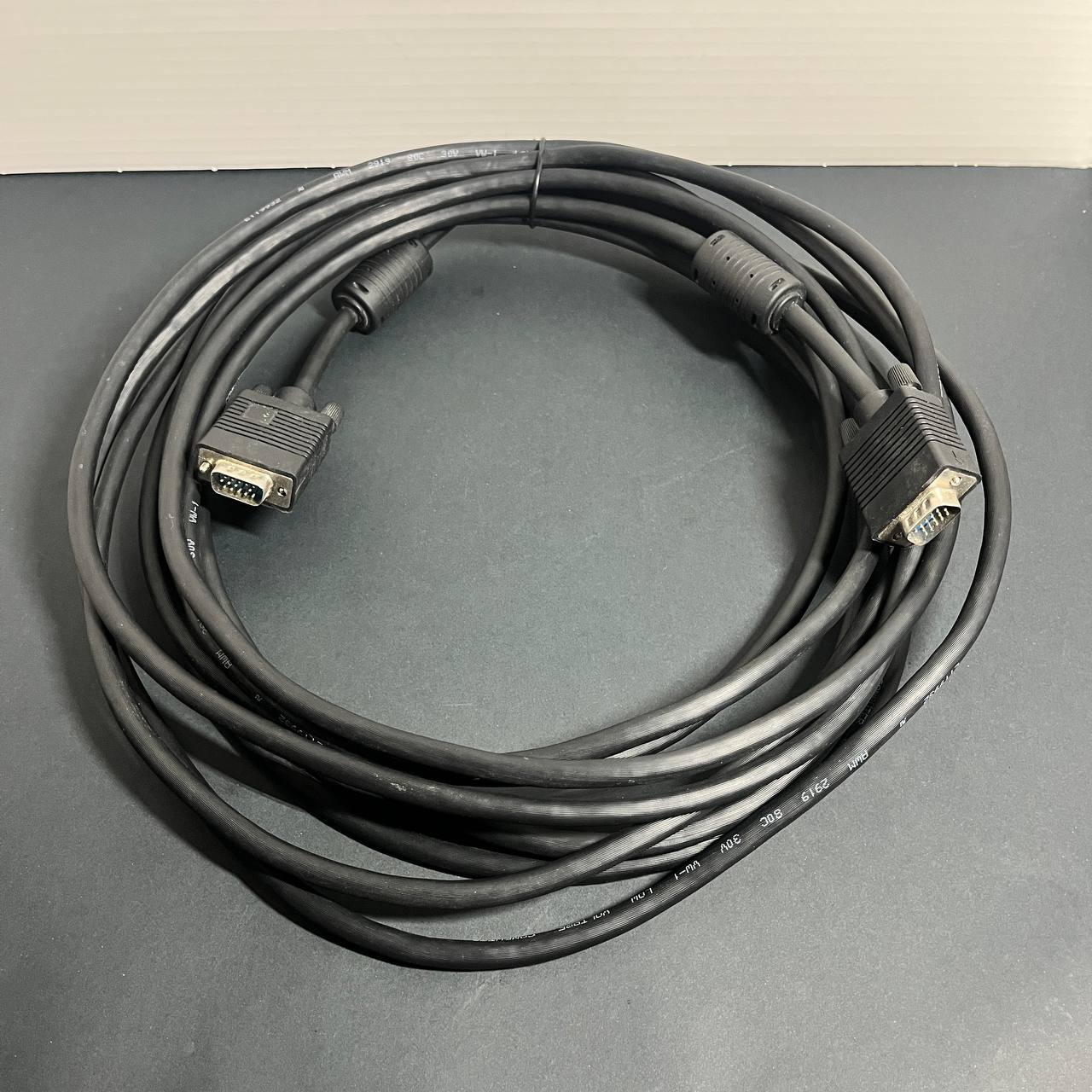 Cable VGA a VGA Macho (8 Metros) | Con Filtro de Ferrita para Monitores, Proyectores y DVR 🖥️