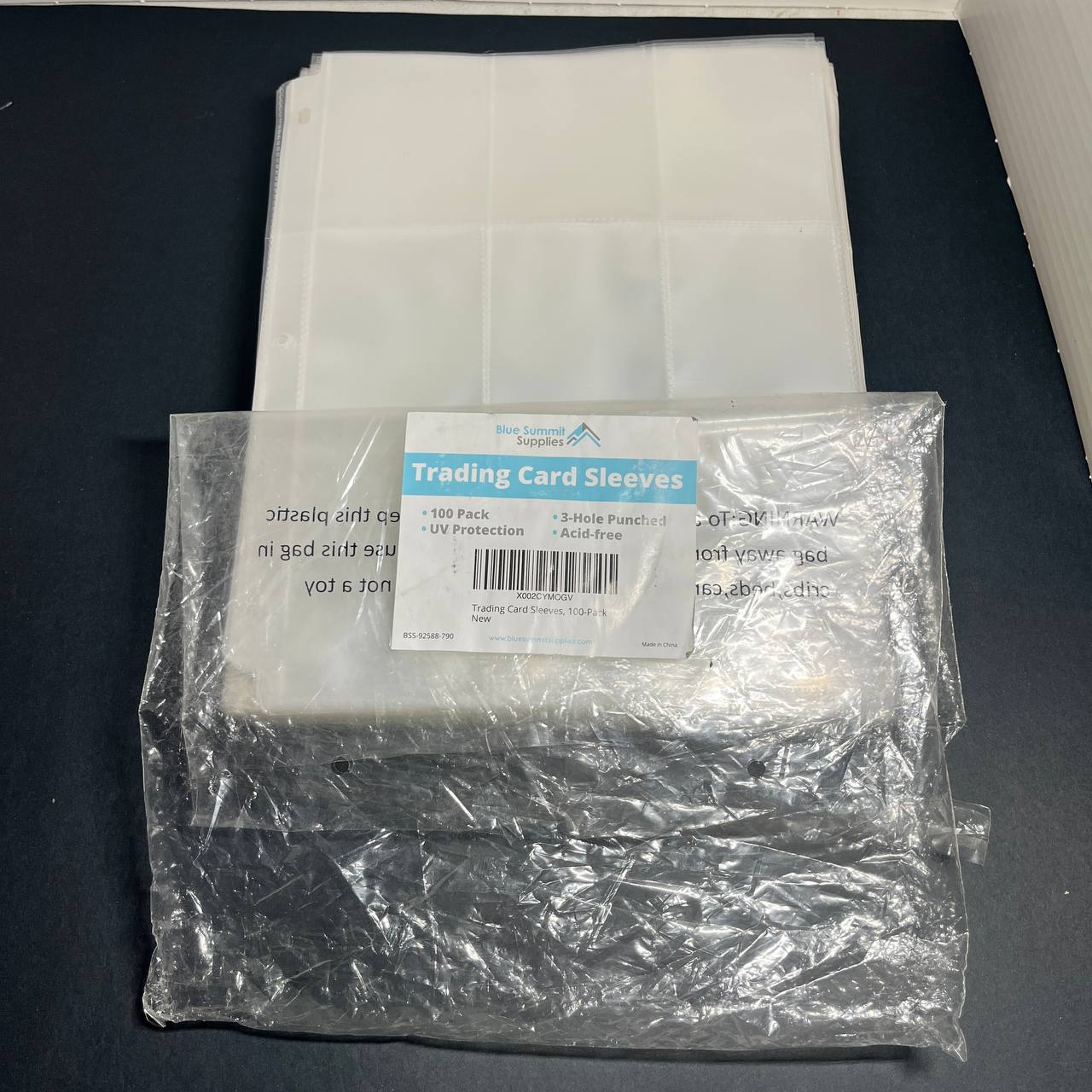 Hojas Protectoras de 9 Bolsillos para Cartas Pokémon