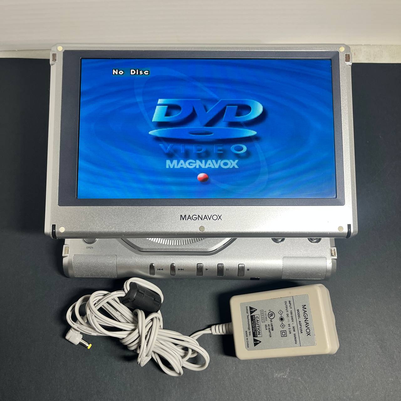 Reproductor de DVD Portátil Magnavox pantalla plegable, MPD850