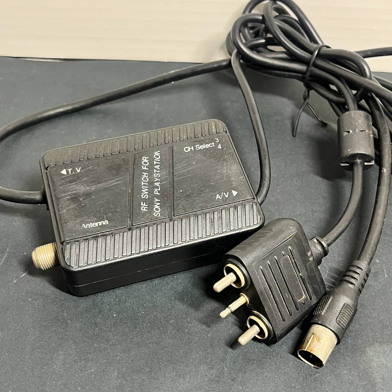 Adaptador RF Switch Original Sony PlayStation para Consolas PS1 y PS2