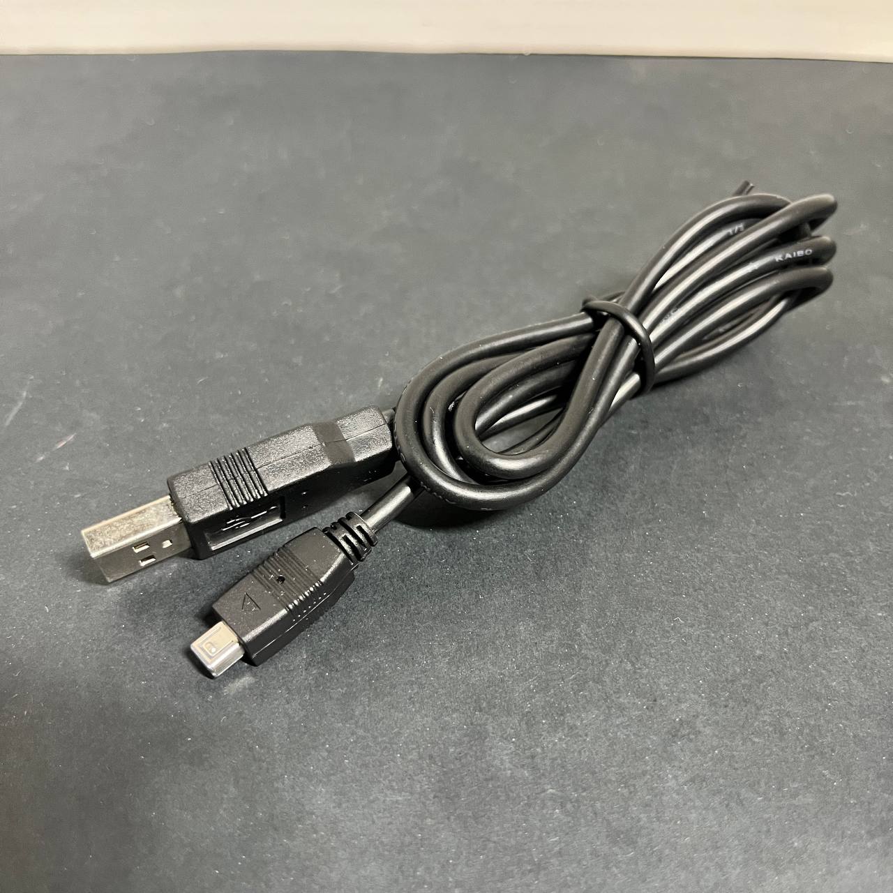 Cable de Datos para Cámaras Digitales / Vintage (Mini USB 4 Pines) Tipo Mitsumi