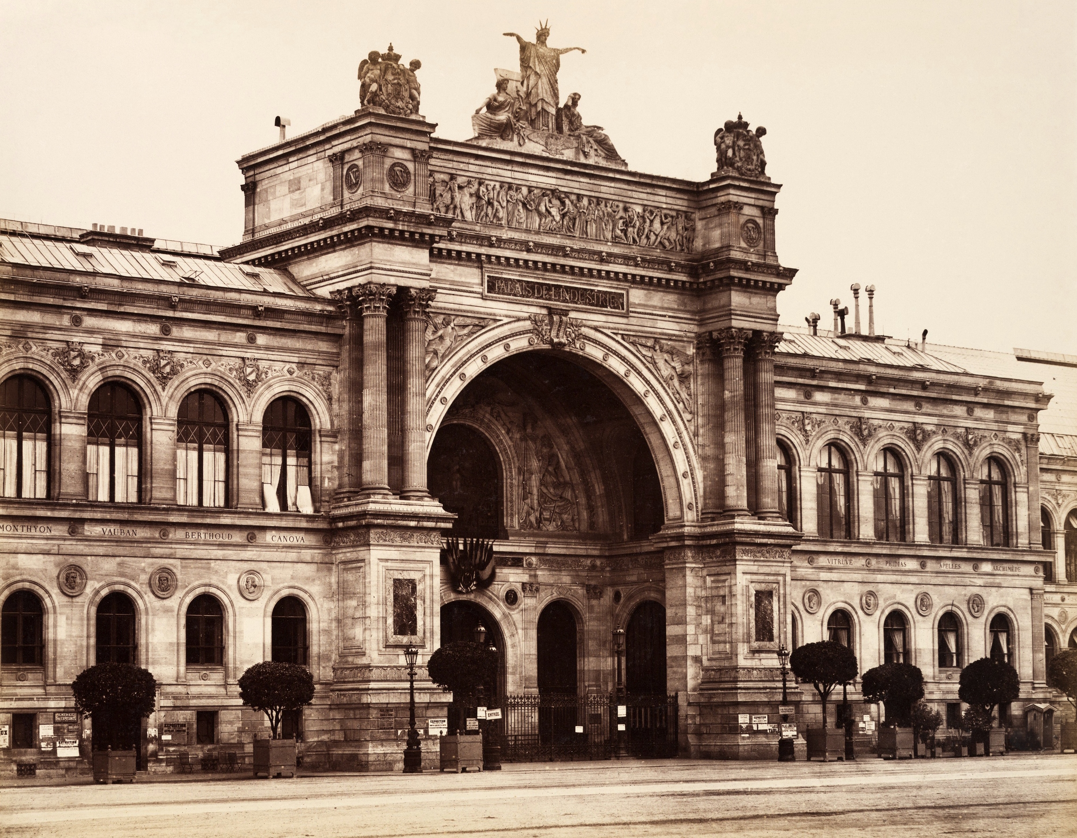 Salon des Refuses Location