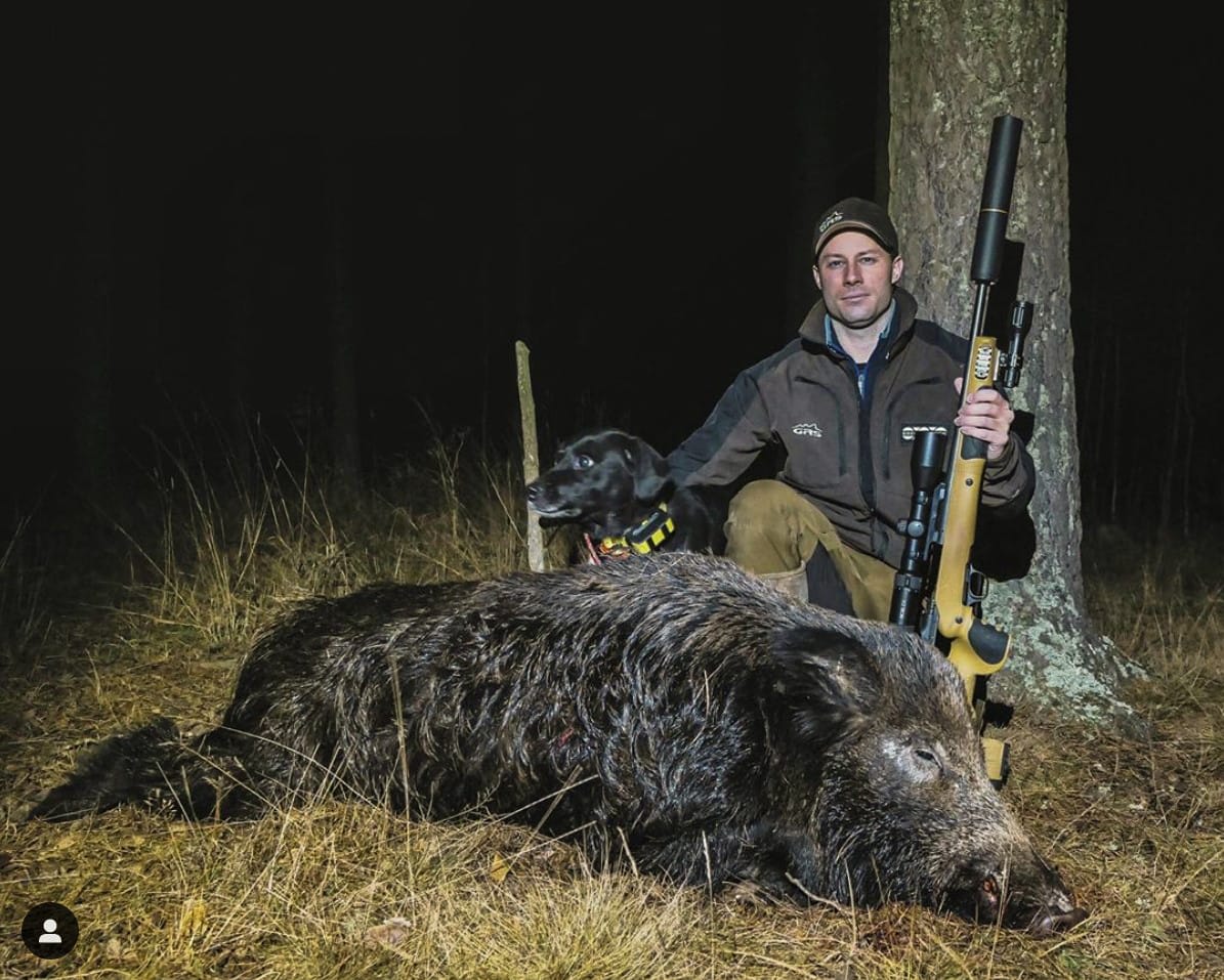 Christoffer Zetterdal hunting Photo of Christoffer Zetterdal
