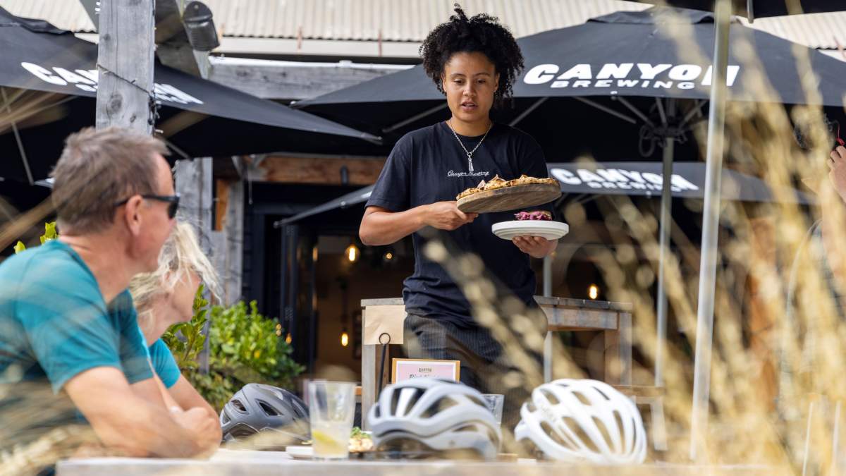 Lunch at Canyon Brewing, Arthur's Point