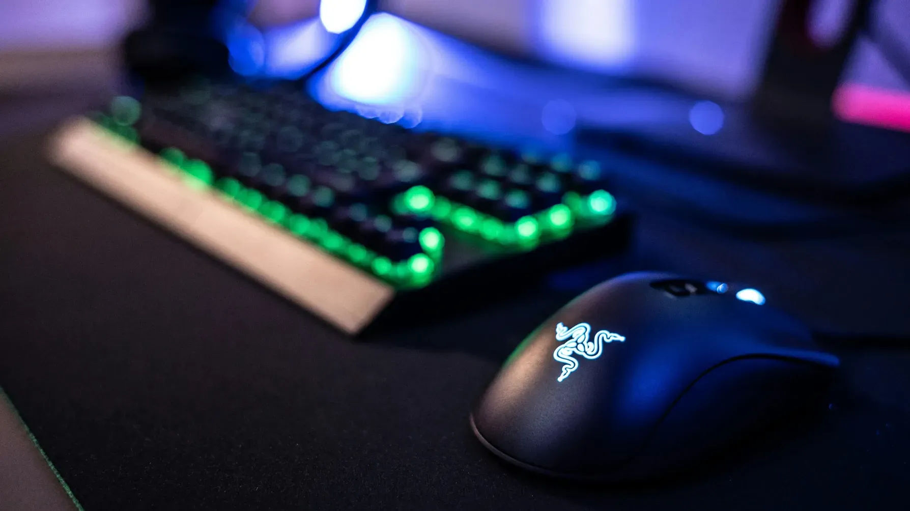 RAZER