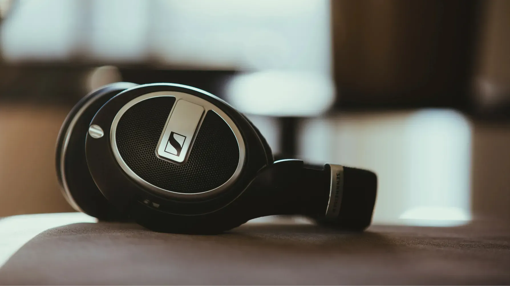 ゼンハイザーのヘッドホン