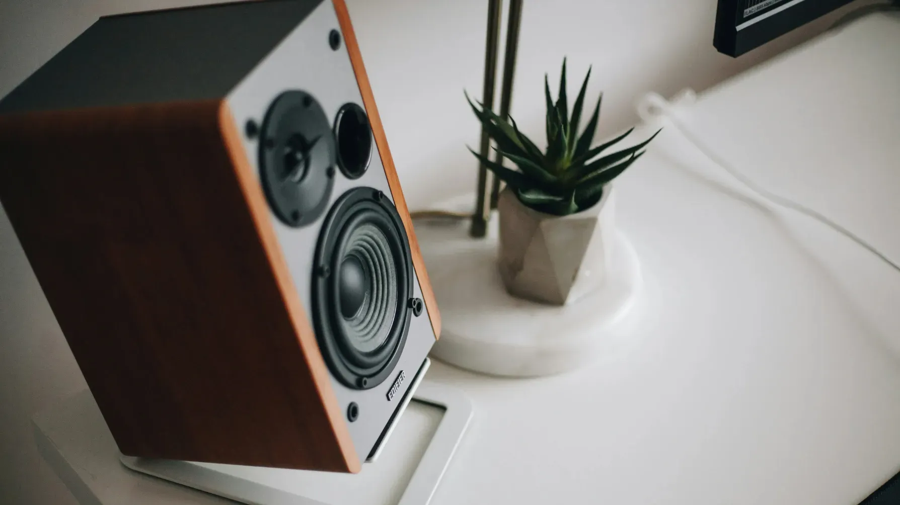 EDIFIERスピーカー