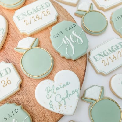 Christina's Custom Cookies, Medina, Cookies