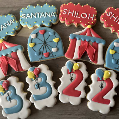 Twelve twenty-one baking co, Henderson, Cookies, Cupcakes