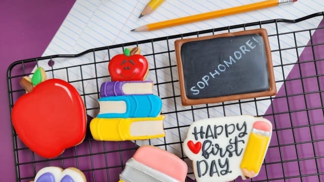 Back to School 4-Pack of decorated sugar cookies from 731 Cookies in Jackson, Tennessee