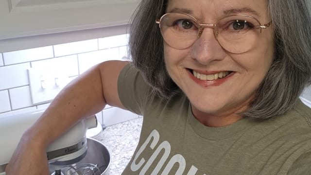 Tina, the baker behind 731 Cookies in Jackson, Tennessee