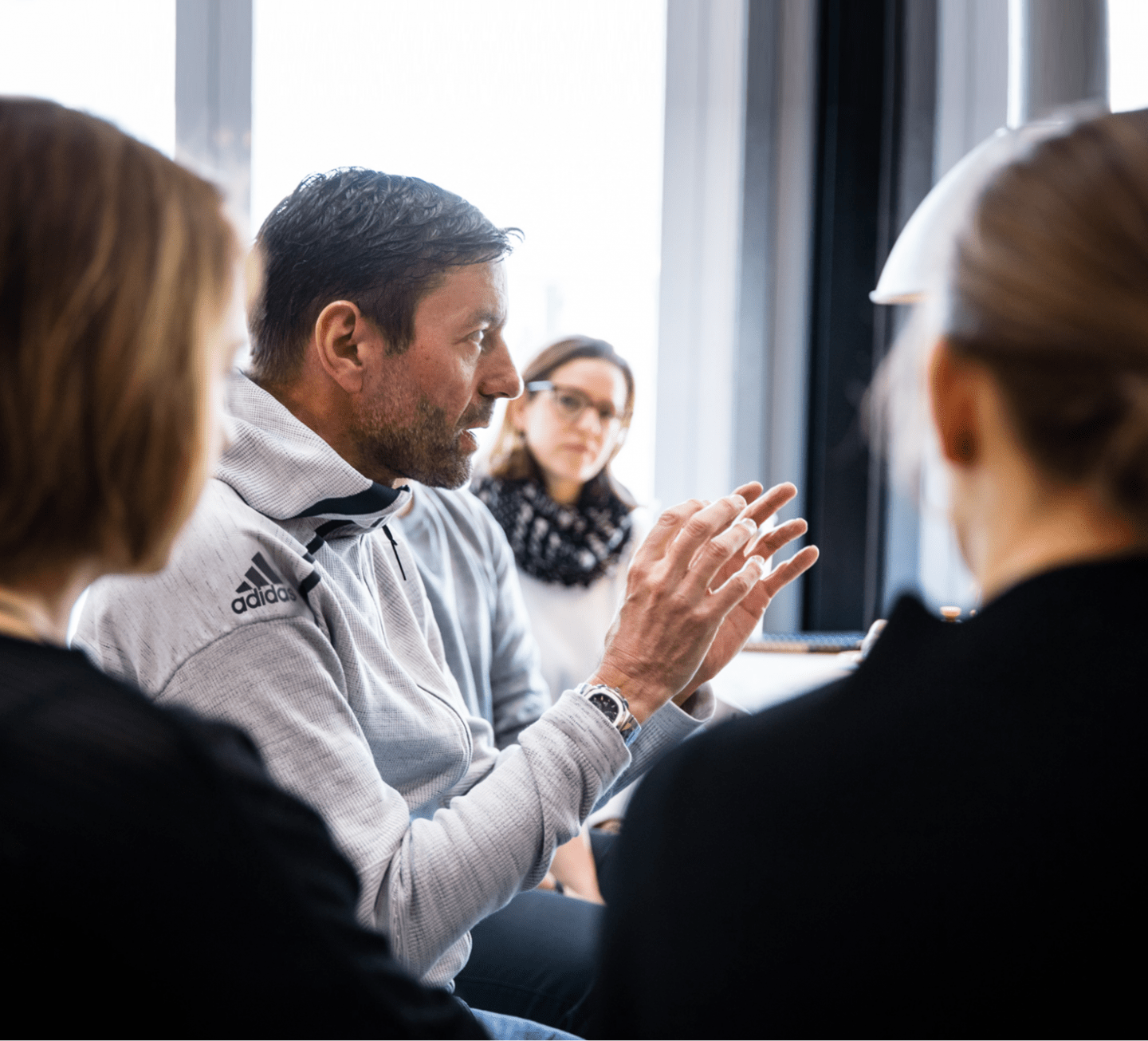 Kasper Rorsted is meeting adidas employees for a coffee talk.