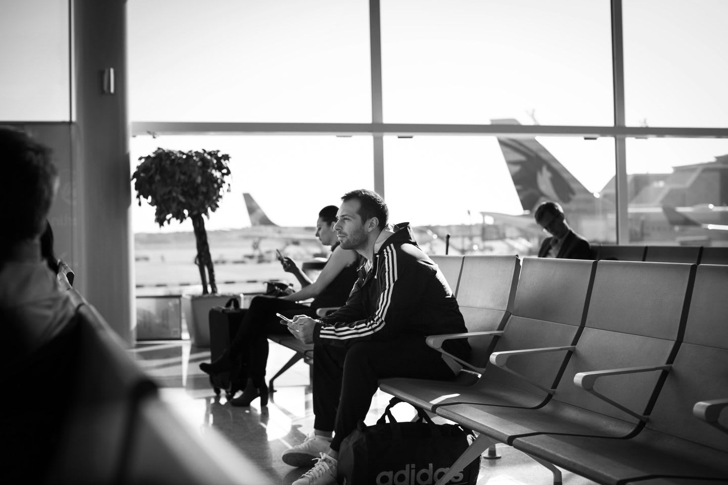 Man waiting at the airport for his flight | Fear of change