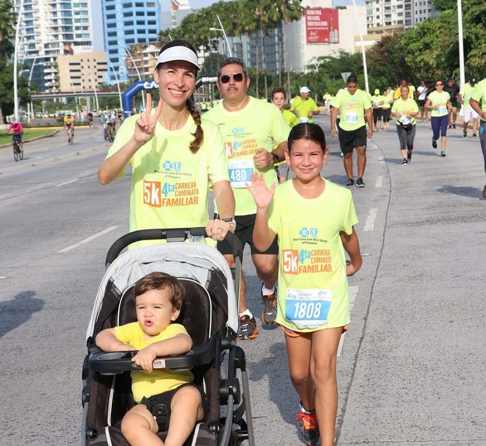 falling-in-love-with-sport-Jenilee Szymanski-adidas-Gameplan A-family-running-buggy-children
