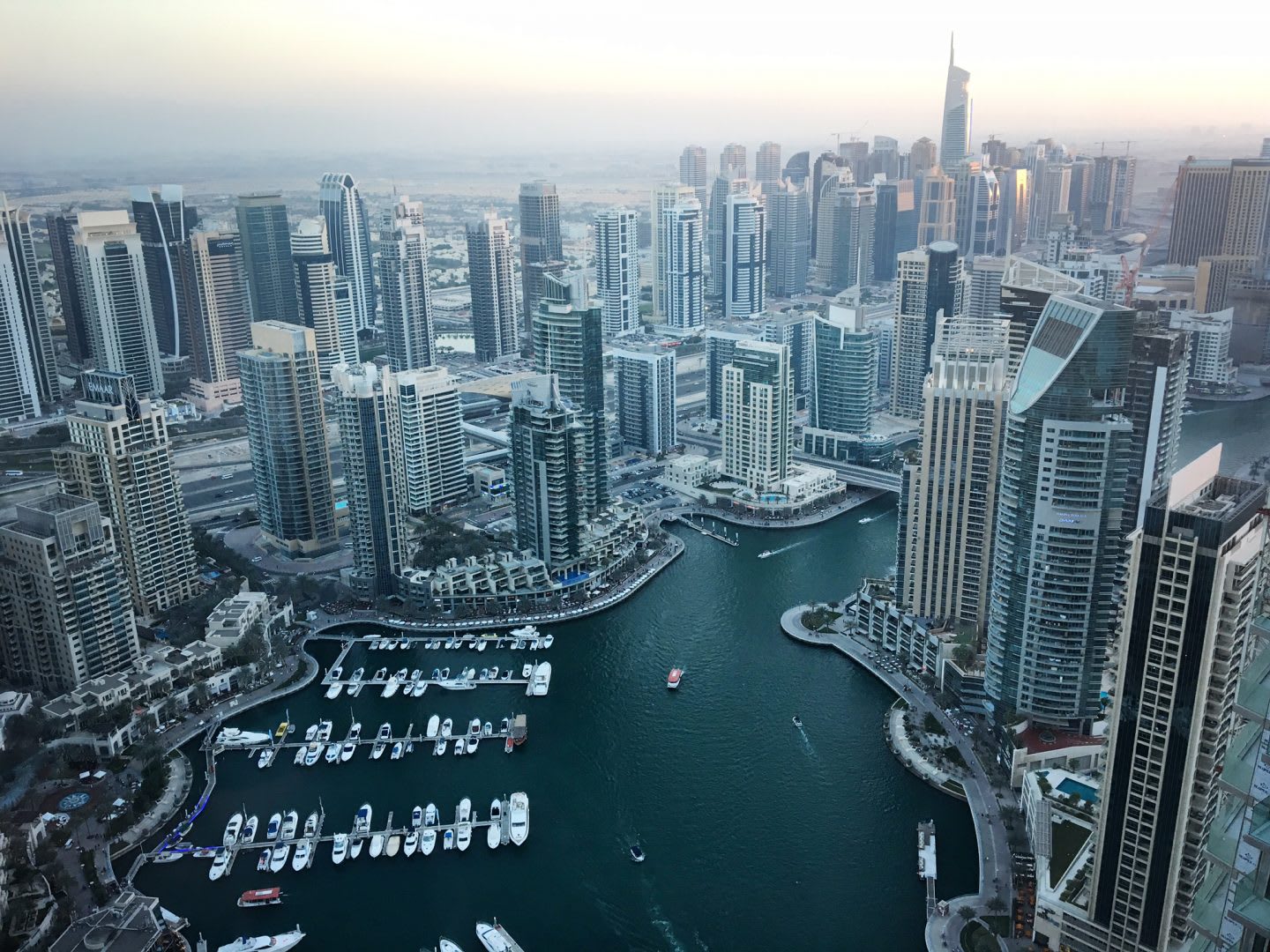 dubai-skyline-sunrise-international-experience