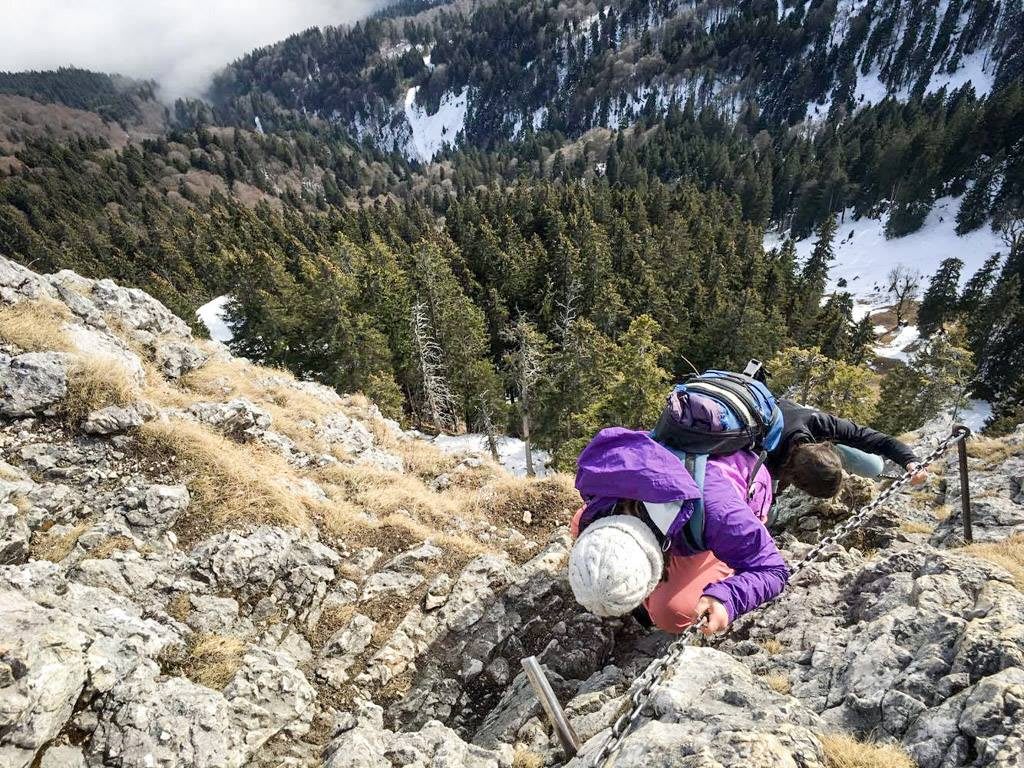 climber_alps_valley
