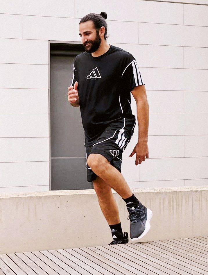 Man wearing black and white sports outfit running, Ricky Rubio, basketball, adidas, sports, exercise