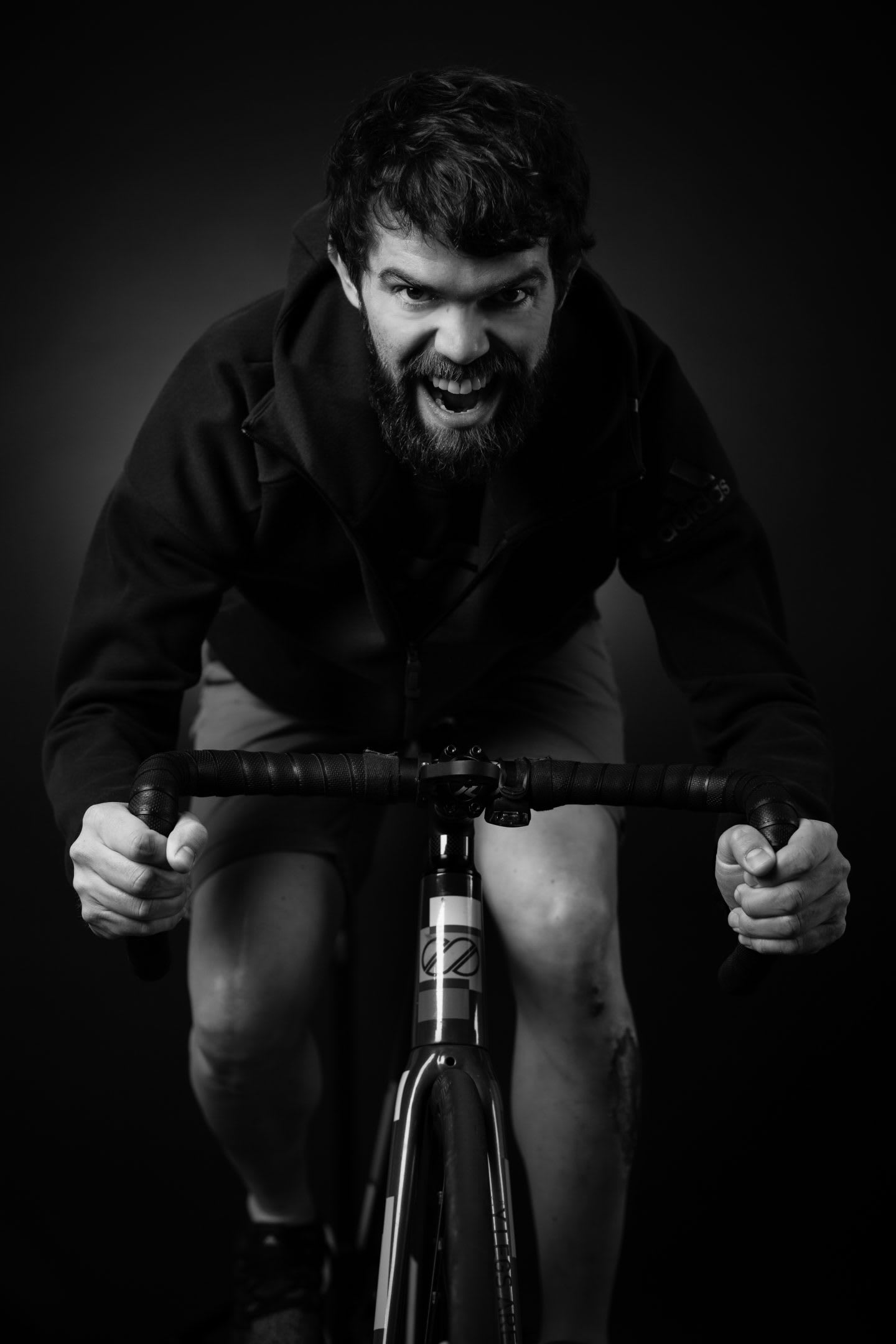 screaming man on bike, interview stefan schott 8bar bikes