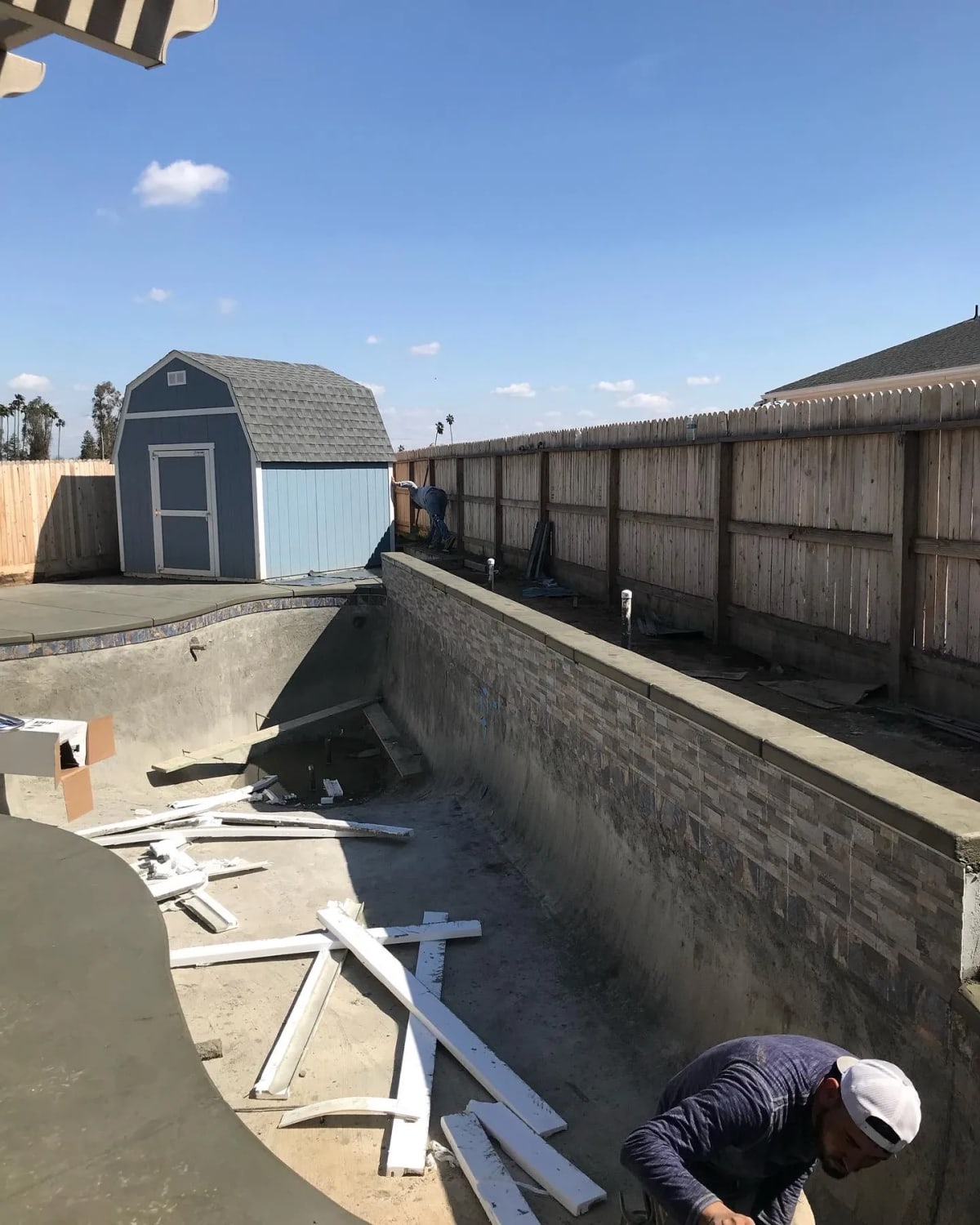 Custom Gunite Pool with Spa and Tanning Ledge - Fresno, CA