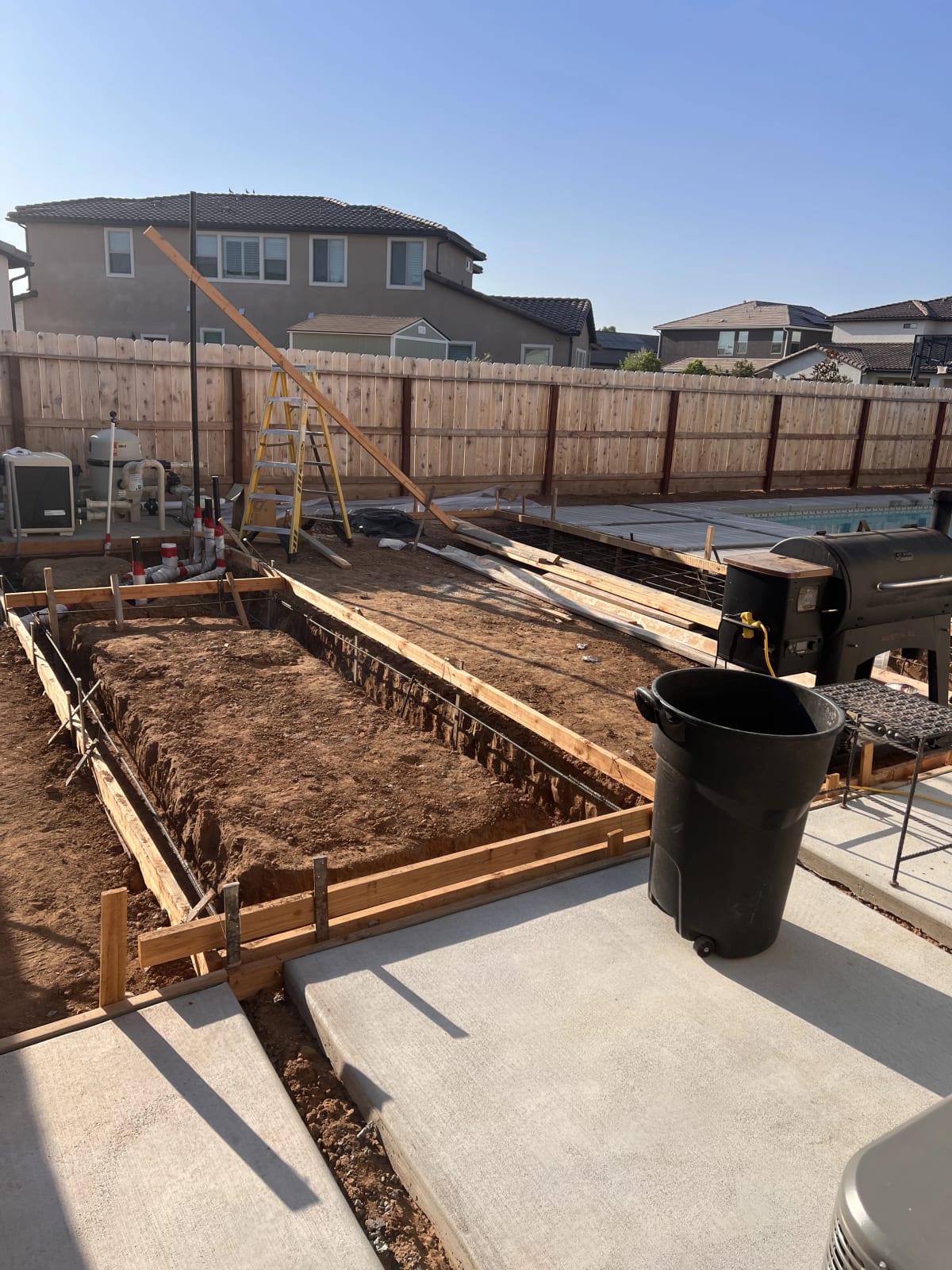 Custom Pool & Spa with Designer Hardscape - Clovis, CA