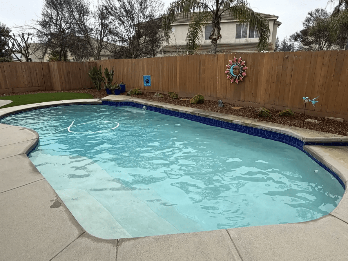 Pool construction and maintenance - Photo 4