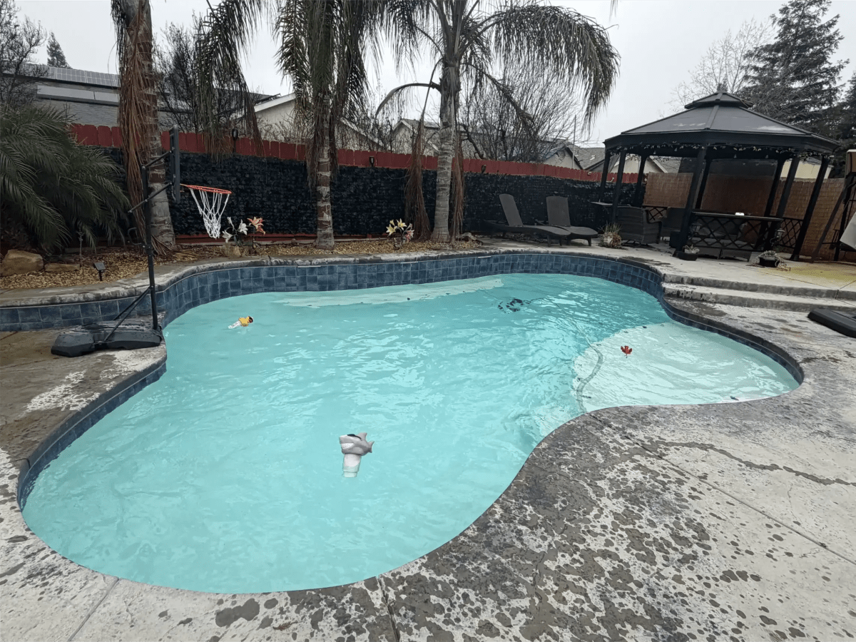 Pool construction and maintenance - Photo 8