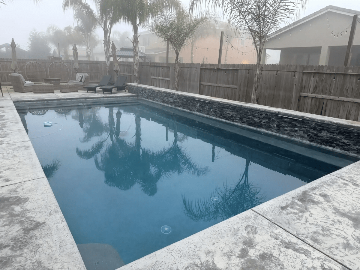 Pool construction and maintenance - Photo 12