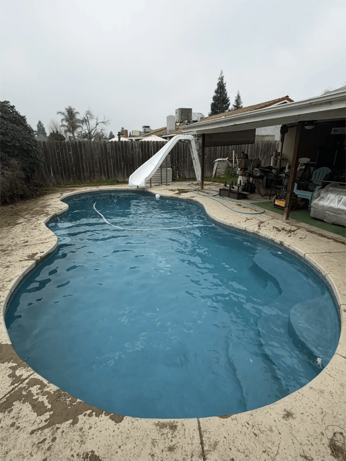 Pool construction and maintenance - Photo 13