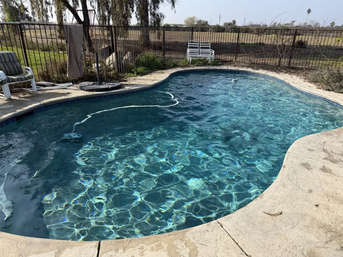 Pool construction and maintenance - Photo 28